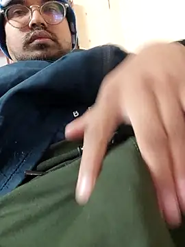 Hotrayyy online show from December 16, 2025, 1:05 pm