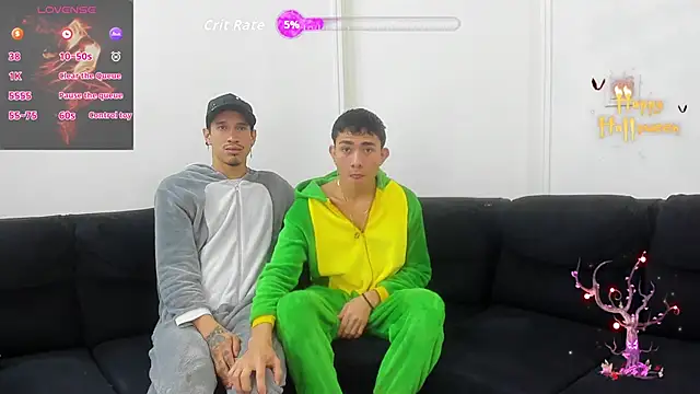 StrawwBoys online show from November 6, 2025, 10:38 am