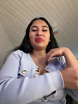 Anily Lovely online show from February 2, 2025, 7:35 pm