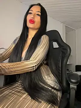 Anily Lovely online show from March 3, 2025, 7:49 pm