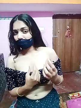 Snapshot of Cute-Simmi chatting on January 5, 2025, 10:43 am Cute-Simmi online show from January 5, 2025, 10:43 am