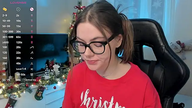 Snapshot of Marta_May_ chatting on January 12, 2025, 1:32 am Marta May  online show from January 12, 2025, 1:32 am