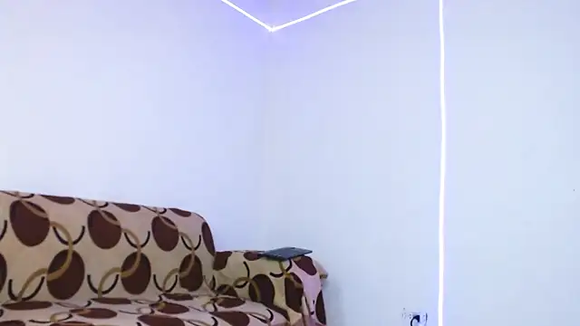  JaaconLeon  online show from January 26, 2025, 1:36 pm