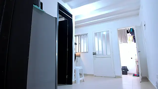 Snapshot of GabyButtler1 chatting on February 4, 2025, 6:06 pm GabyButtler1 online show from February 4, 2025, 6:06 pm