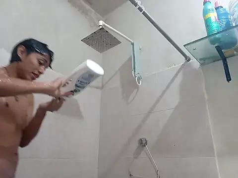 Snapshot of ruygw chatting on February 15, 2025, 10:52 pm ruygw online show from February 15, 2025, 10:52 pm