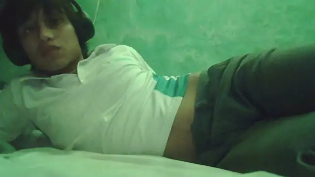 Snapshot of ruygw chatting on December 15, 2025, 7:56 am ruygw online show from December 15, 2025, 7:56 am