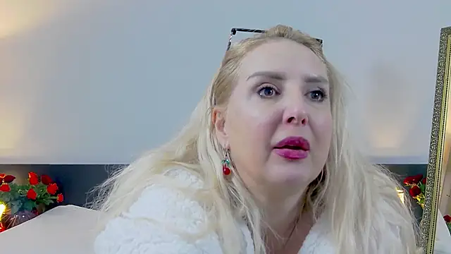 Snapshot of MariaRichi_ chatting on February 22, 2025, 3:47 pm MariaRichi online show from February 22, 2025, 3:47 pm