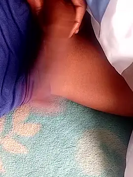 Snapshot of HandsomeDickHD chatting on December 18, 2025, 3:18 pm HandsomeDickHD online show from December 18, 2025, 3:18 pm