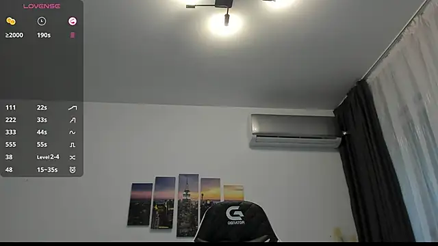 Kimi Ivy online show from September 18, 2025, 4:14 am