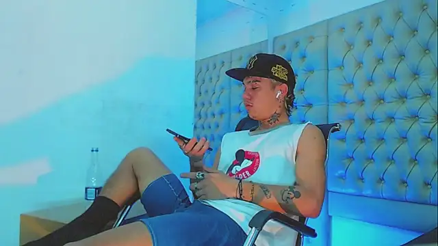 Snapshot of HannibalLester chatting on February 11, 2025, 8:58 am HannibalLester online show from February 11, 2025, 8:58 am