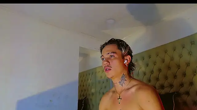 Snapshot of HannibalLester chatting on February 15, 2025, 2:15 am HannibalLester online show from February 15, 2025, 2:15 am