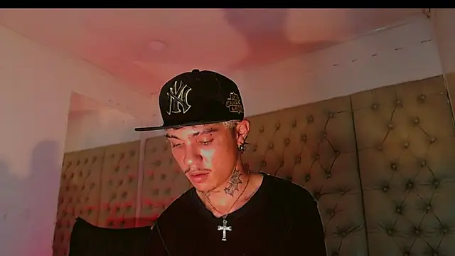 Snapshot of HannibalLester chatting on February 16, 2025, 3:47 am HannibalLester online show from February 16, 2025, 3:47 am