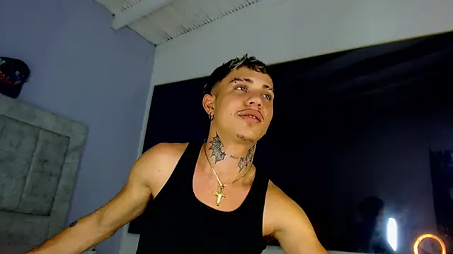 Snapshot of HannibalLester chatting on March 9, 2025, 7:48 pm HannibalLester online show from March 9, 2025, 7:48 pm