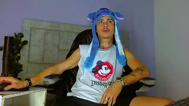 Snapshot of HannibalLester chatting on September 12, 2025, 5:40 am HannibalLester online show from September 12, 2025, 5:40 am