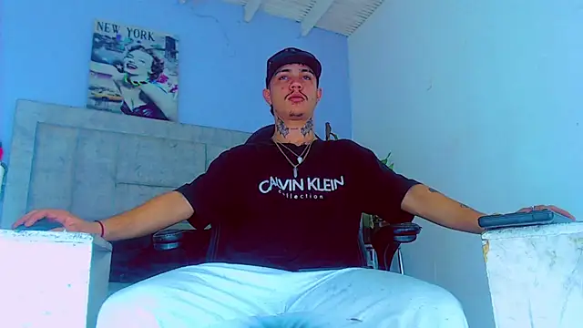 Snapshot of HannibalLester chatting on October 2, 2025, 12:23 pm HannibalLester online show from October 2, 2025, 12:23 pm