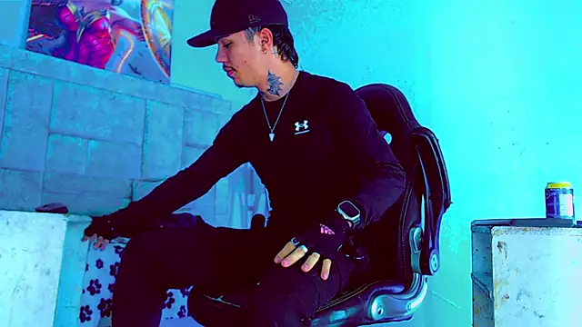 Snapshot of HannibalLester chatting on October 16, 2025, 3:29 am HannibalLester online show from October 16, 2025, 3:29 am