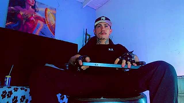 Snapshot of HannibalLester chatting on October 26, 2025, 6:14 pm HannibalLester online show from October 26, 2025, 6:14 pm