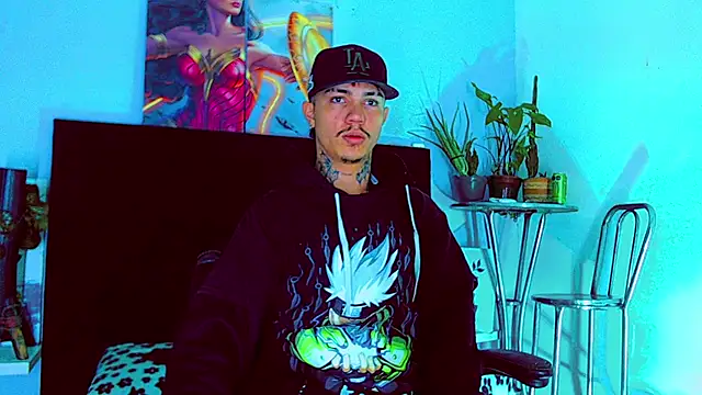 Snapshot of HannibalLester chatting on October 28, 2025, 5:33 am HannibalLester online show from October 28, 2025, 5:33 am