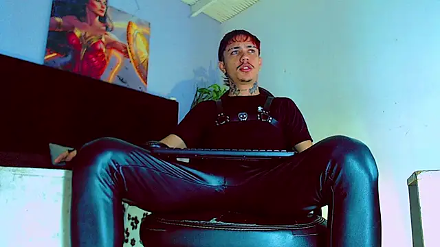 Snapshot of HannibalLester chatting on October 29, 2025, 4:59 am HannibalLester online show from October 29, 2025, 4:59 am