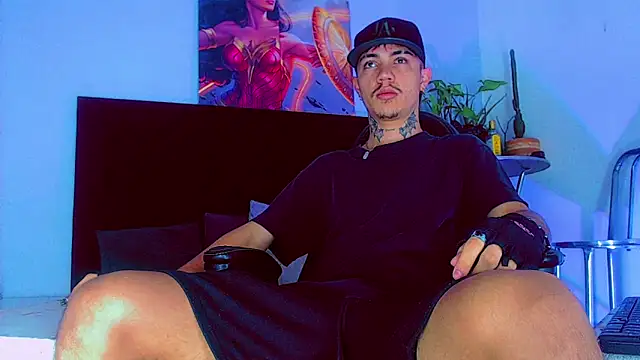 Snapshot of HannibalLester chatting on November 3, 2025, 5:52 am HannibalLester online show from November 3, 2025, 5:52 am