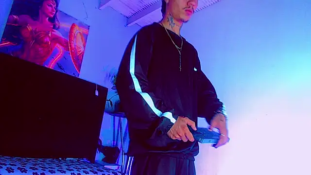 Snapshot of HannibalLester chatting on November 15, 2025, 4:10 am HannibalLester online show from November 15, 2025, 4:10 am