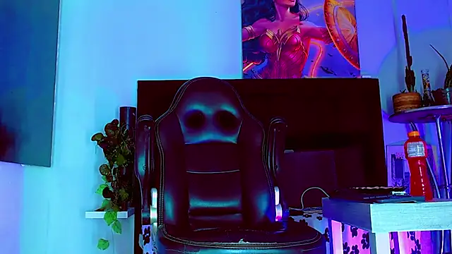 Snapshot of HannibalLester chatting on November 27, 2025, 4:36 am HannibalLester online show from November 27, 2025, 4:36 am