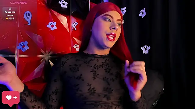 Emili Roux online show from October 19, 2025, 6:41 pm