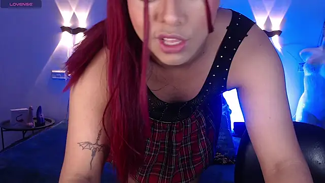 Emili Roux online show from November 14, 2025, 12:26 pm