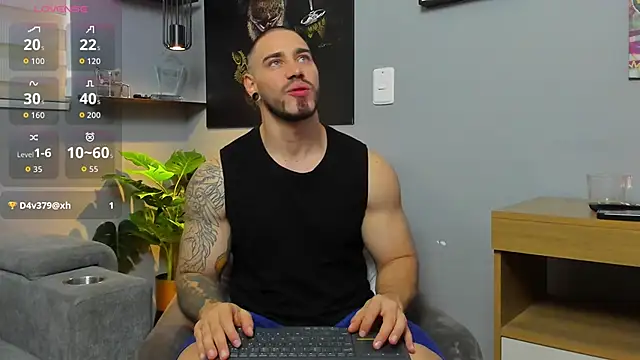 Giorgio-Leone online show from December 3, 2025, 6:06 pm