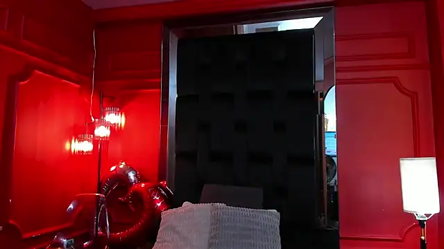 nathalie rossel online show from February 8, 2025, 1:11 am