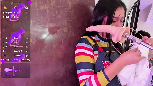 Snapshot of emma_smile chatting on January 28, 2025, 12:11 pm emma smile online show from January 28, 2025, 12:11 pm