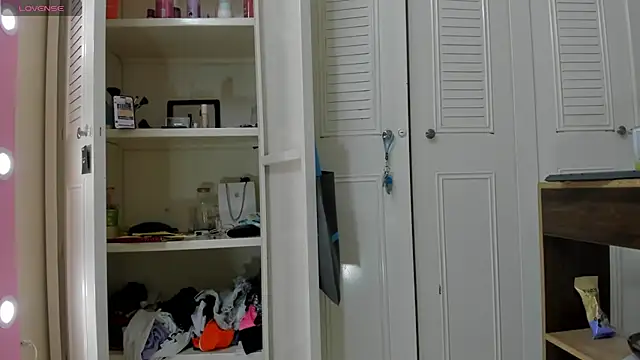 Snapshot of sweet_amalia4 chatting on October 26, 2025, 7:20 pm sweet amalia4 online show from October 26, 2025, 7:20 pm