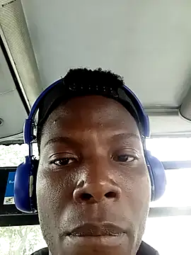 Snapshot of DalianHR33 chatting on March 1, 2025, 2:02 pm DalianHR33 online show from March 1, 2025, 2:02 pm