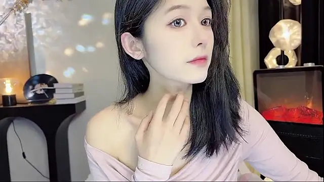 xiaodaibabyy online show from March 5, 2025, 2:25 am