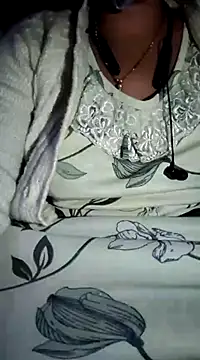 Snapshot of lovelyruhi chatting on January 19, 2025, 6:21 pm lovelyruhi online show from January 19, 2025, 6:21 pm