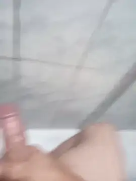 Snapshot of Malubrotudo chatting on October 13, 2025, 9:04 pm Malubrotudo online show from October 13, 2025, 9:04 pm