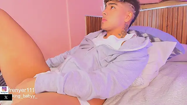 kiing azahell online show from September 14, 2025, 2:54 am