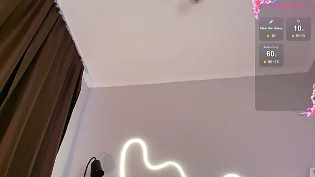 Snapshot of milli_sun_ chatting on September 9, 2025, 5:07 am milli sun online show from September 9, 2025, 5:07 am