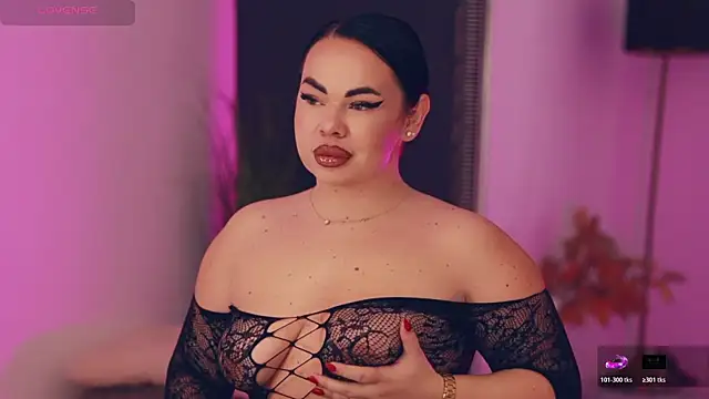 Snapshot of MissLilaa chatting on November 22, 2025, 6:29 pm MissLilaa online show from November 22, 2025, 6:29 pm