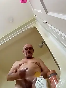 Snapshot of geilerschwanz64 chatting on December 4, 2024, 12:14 pm geilerschwanz64 online show from December 4, 2024, 12:14 pm