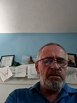 Snapshot of geilerschwanz64 chatting on January 2, 2025, 7:29 pm geilerschwanz64 online show from January 2, 2025, 7:29 pm