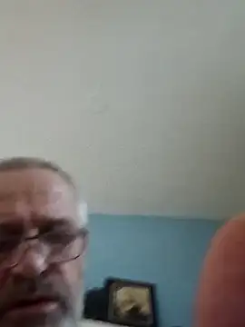 Snapshot of geilerschwanz64 chatting on January 5, 2025, 8:21 pm geilerschwanz64 online show from January 5, 2025, 8:21 pm