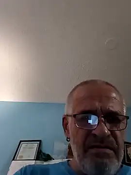 Snapshot of geilerschwanz64 chatting on February 12, 2025, 2:03 am geilerschwanz64 online show from February 12, 2025, 2:03 am