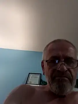 Snapshot of geilerschwanz64 chatting on March 17, 2025, 10:38 pm geilerschwanz64 online show from March 17, 2025, 10:38 pm