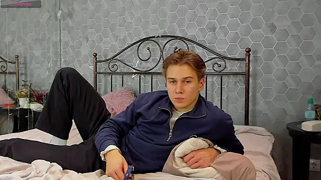 Snapshot of Marcus_Swampov chatting on December 12, 2024, 2:59 am Marcus Swampov online show from December 12, 2024, 2:59 am