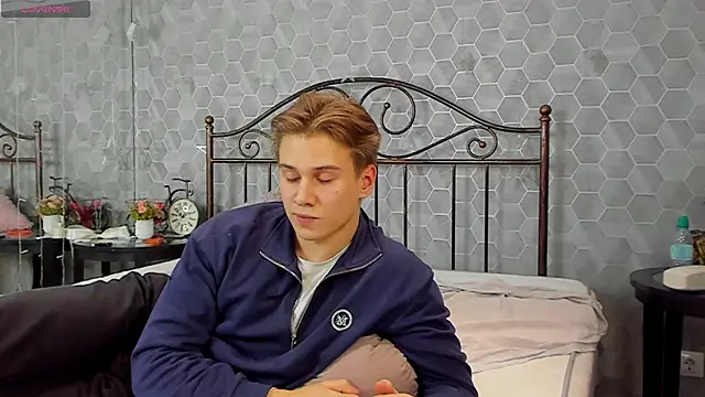 Snapshot of Marcus_Swampov chatting on December 12, 2024, 6:03 am Marcus Swampov online show from December 12, 2024, 6:03 am