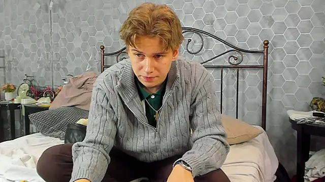 Snapshot of Marcus_Swampov chatting on December 29, 2024, 3:13 pm Marcus Swampov online show from December 29, 2024, 3:13 pm