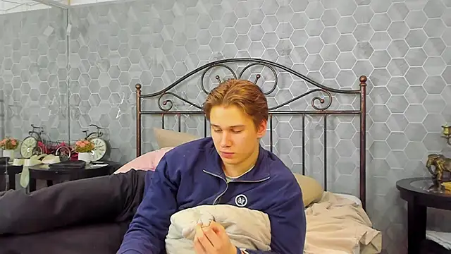 Snapshot of Marcus_Swampov chatting on January 20, 2025, 1:32 pm Marcus Swampov online show from January 20, 2025, 1:32 pm