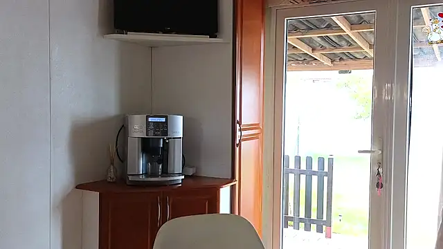 Snapshot of Miss_Milka chatting on September 29, 2025, 10:53 am Miss Milka online show from September 29, 2025, 10:53 am