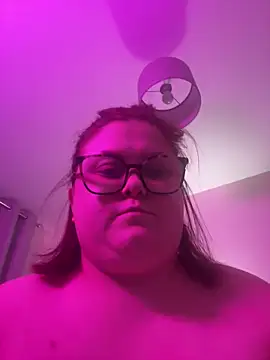 Snapshot of Tallulah-mae-xoxox chatting on February 8, 2025, 2:15 am Tallulah-mae-xoxox online show from February 8, 2025, 2:15 am